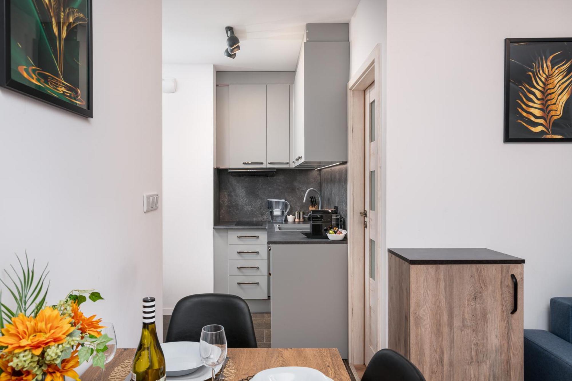 Apartwro 3Th - Apartament Przy Dworcu Glownym Pkp, Balkon, Garaz, Rowery ヴロツワフ エクステリア 写真